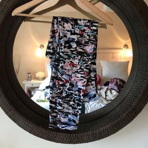 Lululemon Wunder Under